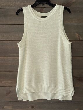 Light Knit Sleeveless Tank Top - Cream